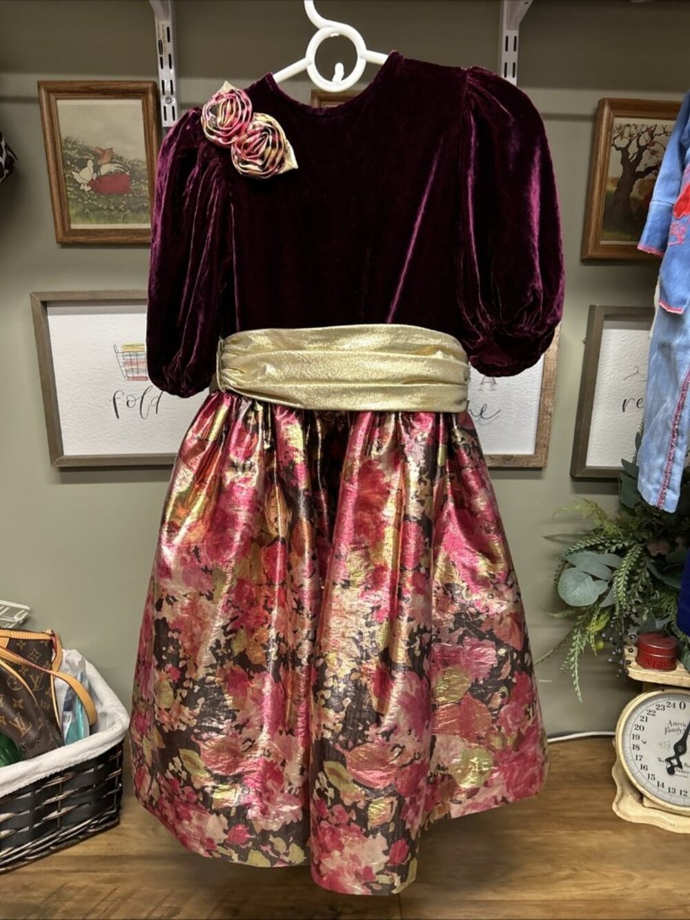 Dorissa Nicole Velvet Dress Sz 8 Burgundy Pink Gold Metallic Bow Rosettes Puff